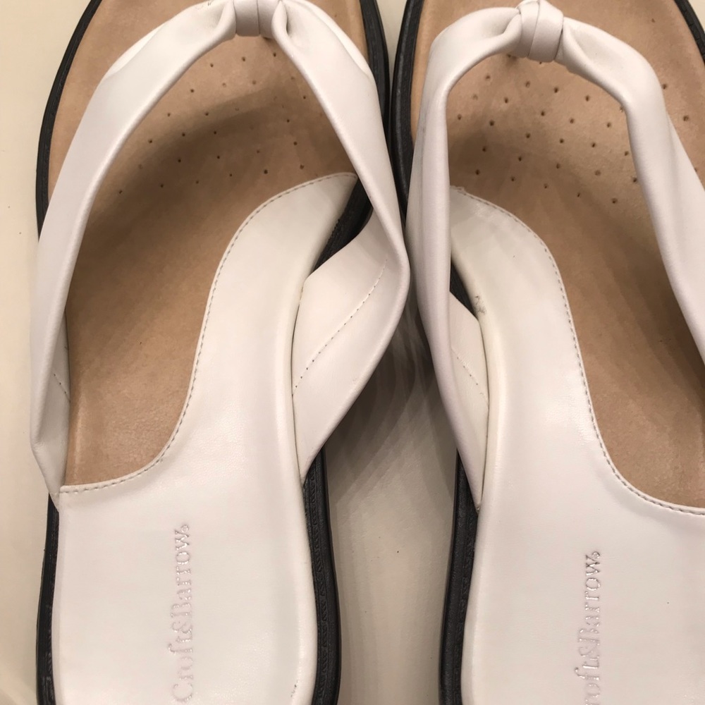 SANDALS - CROFT&BARROW WOMEN’S WHITE SANDALS